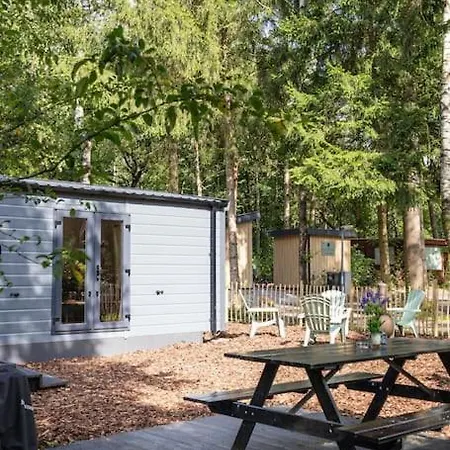 Schitterend In Het Bos Apartman