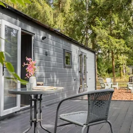 Schitterend In Het Bos Apartman *